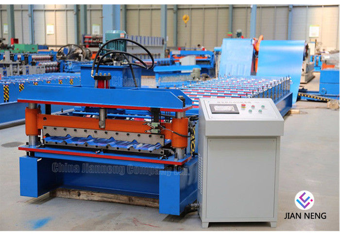 Khung kim loại Stud Roll Forming Machine Theo dõi vật liệu thép ánh sáng cho mái cong
